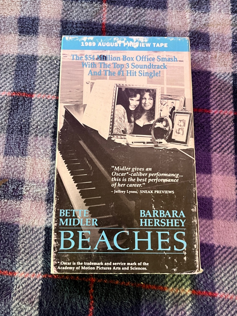 BEACHES VHS Movie Tape — Bette Midler, Barbara Hershey
